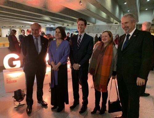 ﻿El Británico participó de exhibición de Mr.Turner en el Centro Cultural La Moneda