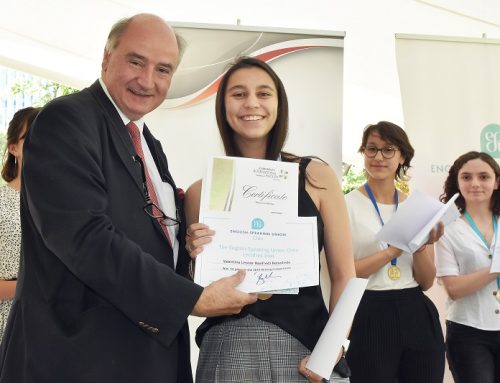 Instituto Chileno Británico de Cultura entregó viaje a Reino Unido a ganadora del Writing Competition 2019